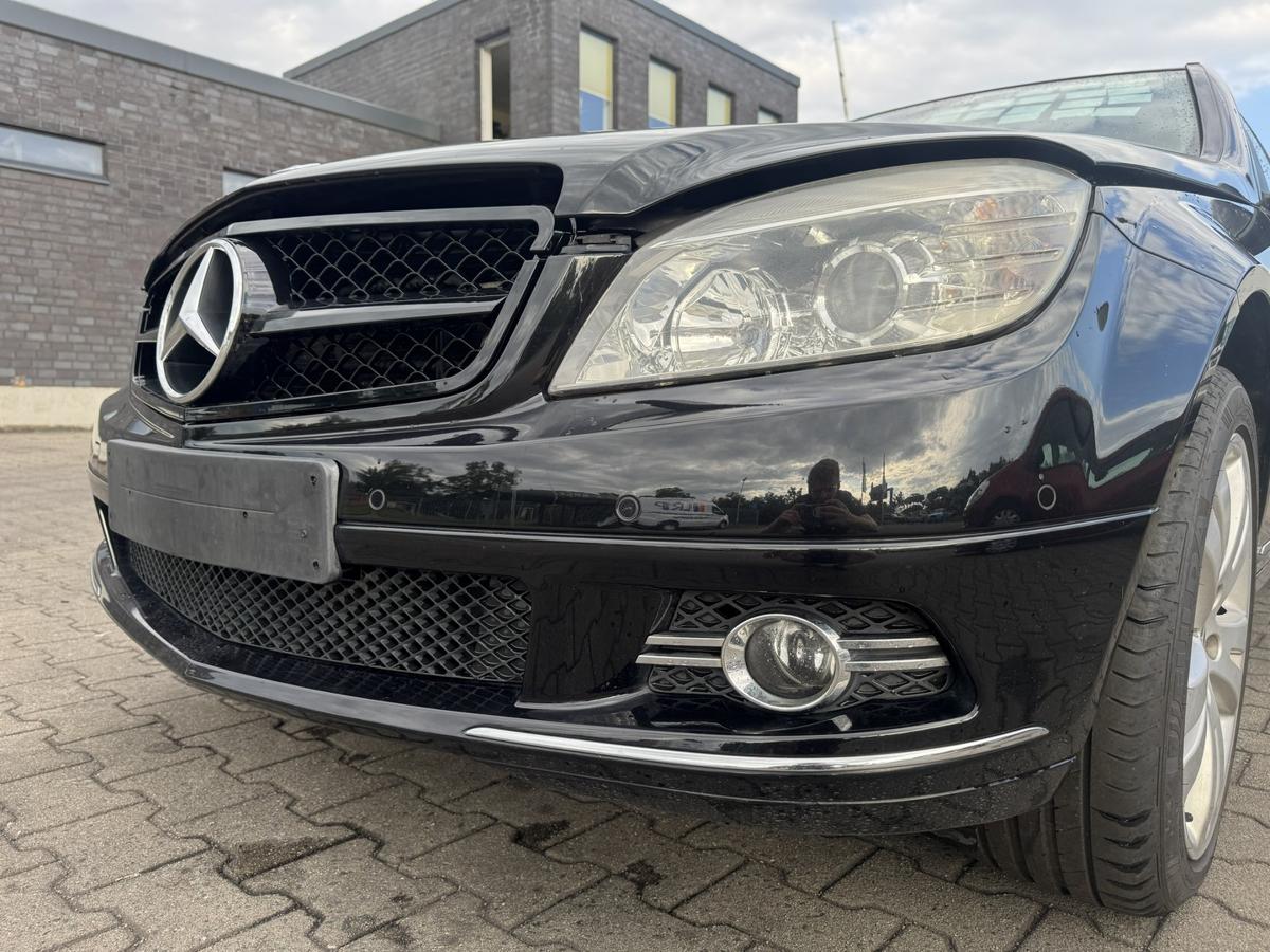 Mercedes C Klasse 204 original Sto&szlig;stange Stossf&auml;nger vorn 197 Obsidianschwarz Bj.2009